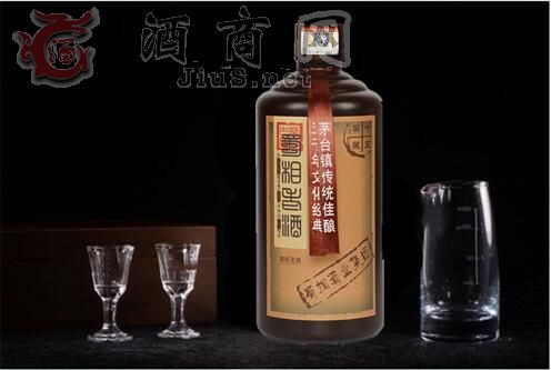 �������Ͼƕr�����߅һ������һƿ�VȪˮ